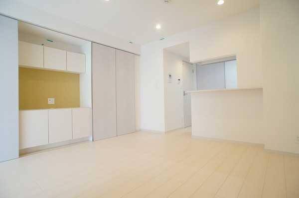 ��ʌ�����s�厚�V��h�̃A�p�[�g�̋��ԁE���r���O