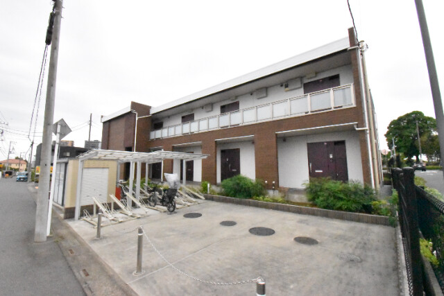 ��ʌ�����s�厚�V��h�̃A�p�[�g�̌����O��