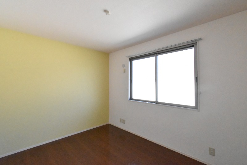 ��ʌ��z�J�s�ԎR���R���ڂ̃A�p�[�g�̂��̑������E�X�y�[�X