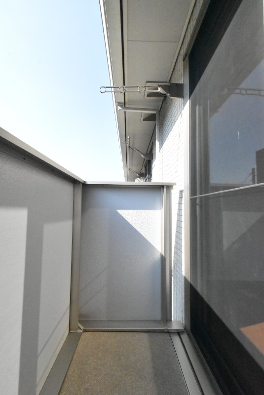 ��ʌ��z�J�s�ԎR���R���ڂ̃A�p�[�g�̃o���R�j�[