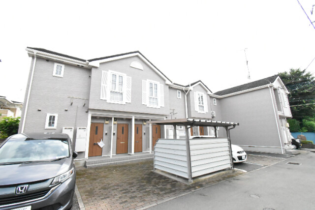 ��ʌ�����s�厚�ؑ]�C303-4�̃A�p�[�g�̌����O��