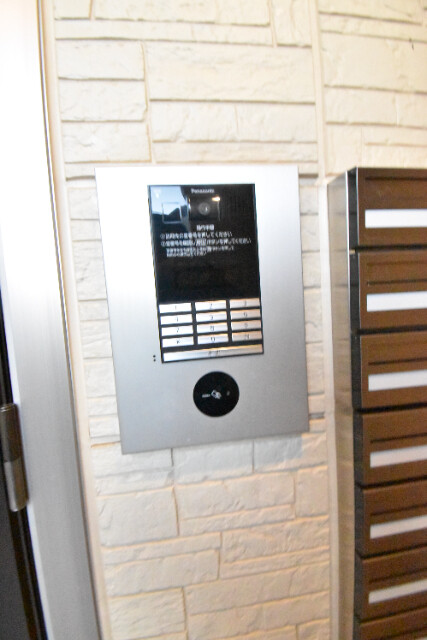 ��ʌ��z�J�s���C�N�^�E���X���ڂ̃A�p�[�g�̂��̑�