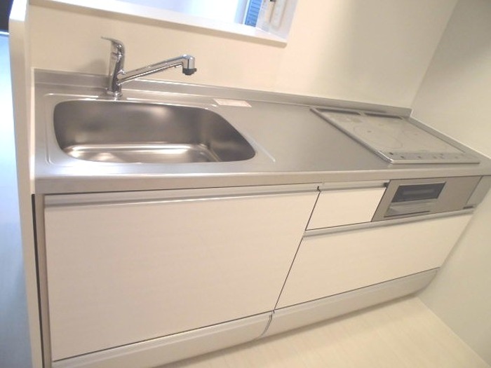 ��ʌ��������܎s�΋�厚�����̃A�p�[�g�̃L�b�`��