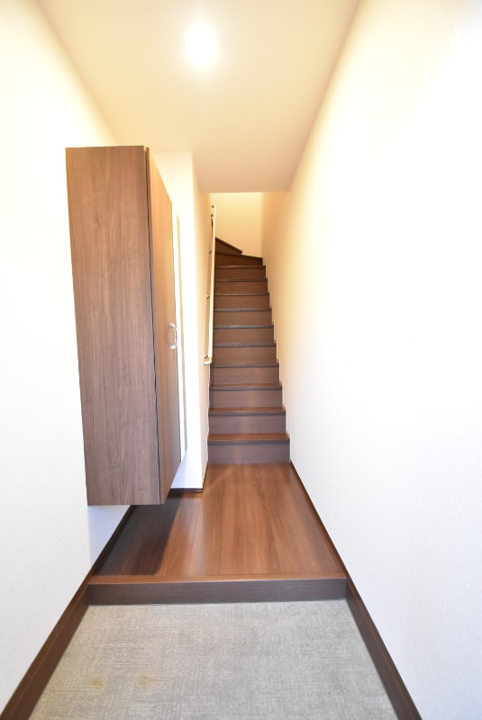 ��ʌ��������܎s�΋�厚�����̃A�p�[�g�̌���