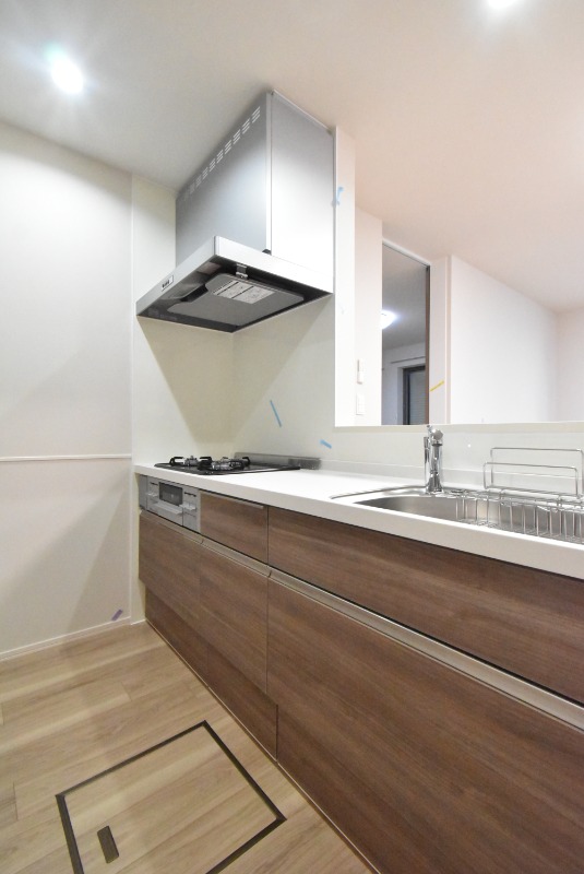 ��ʌ��z�J�s��z�J�R���ڂ̃}���V�����̃L�b�`��