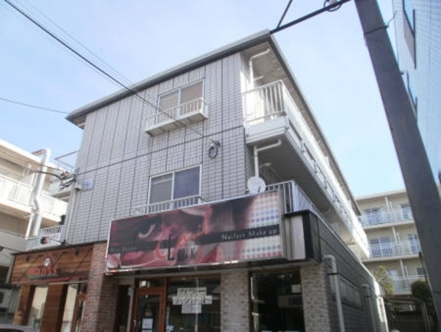 ��ʌ��������܎s�k����i���Q���ڂ̃}���V�����̌����O��