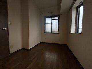 ��ʌ������s���]�P���ڂ̃}���V�����̂��̑������E�X�y�[�X