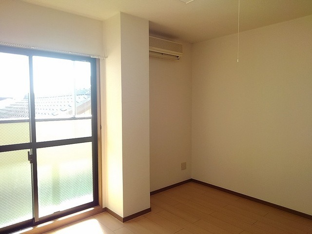 ��ʌ��z�J�s�k�z�J�Q���ڂ̃}���V�����̋��ԁE���r���O