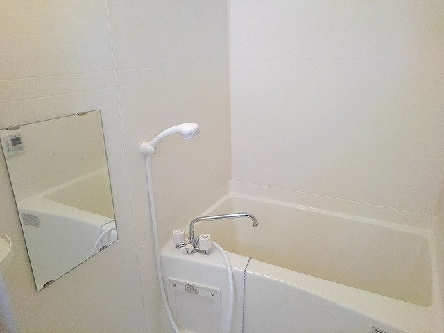 ��ʌ��z�J�s�k�z�J�Q���ڂ̃}���V�����̃o�X