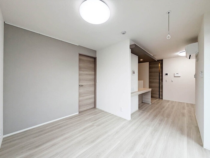 ��ʌ��������܎s�k��{�����̃A�p�[�g�̋��ԁE���r���O