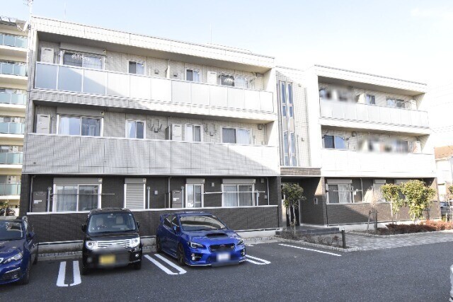 ��ʌ��������܎s����厚�w��̃A�p�[�g�̌����O��