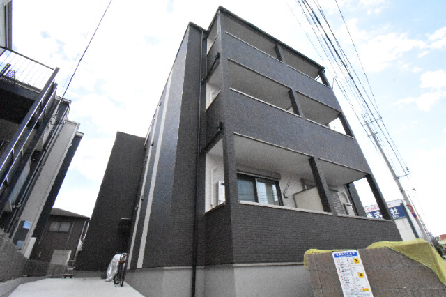 ��ʌ��������܎s������厚����O�̃A�p�[�g�̌����O��