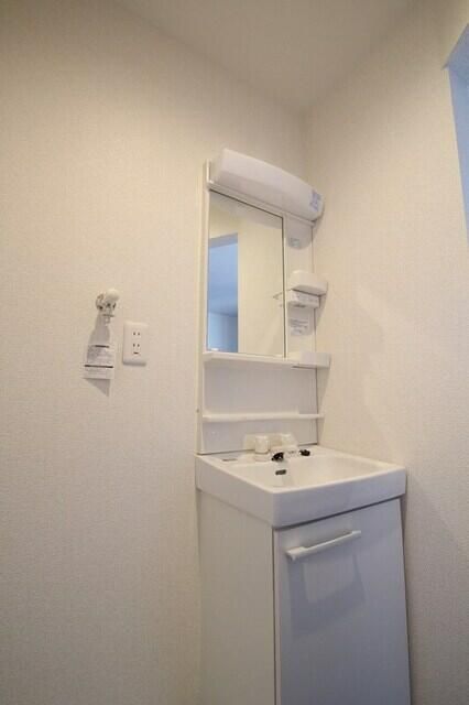 ��ʌ�����s�씵���J�T���ڂ̃A�p�[�g�̐��ʏ�