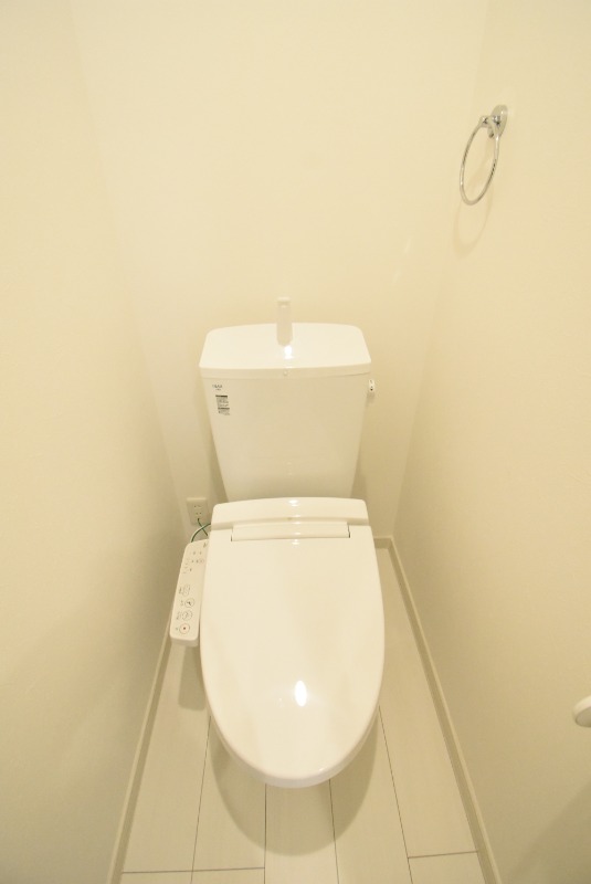 ��ʌ��n�s�ˉz�P���ڂ̃A�p�[�g�̃g�C��