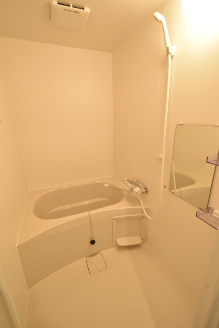 ��ʌ��������܎s�k����i���P���ڂ̃A�p�[�g�̃o�X