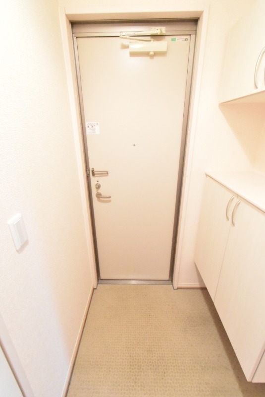 ��ʌ��z�J�s���C�N�^�E���P���ڂ̃A�p�[�g�̌���