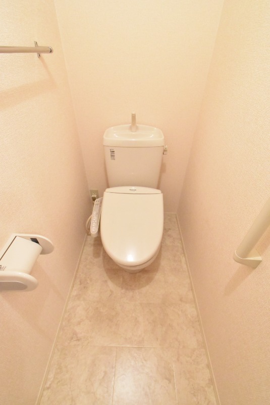 ��ʌ��z�J�s���C�N�^�E���P���ڂ̃A�p�[�g�̂��̑��ݔ�