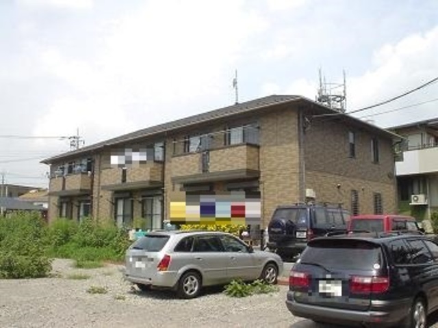 ��ʌ��������܎s������厚�@���̃A�p�[�g�̒��ԏ�