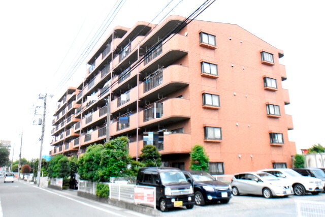 ��ʌ�����s�k����Q���ڂ̃}���V�����̌����O��