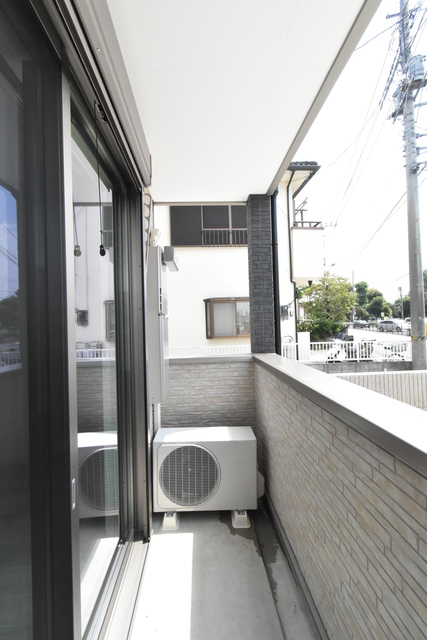 ��ʌ��������܎s�k����i���P���ڂ̃A�p�[�g�̃o���R�j�[