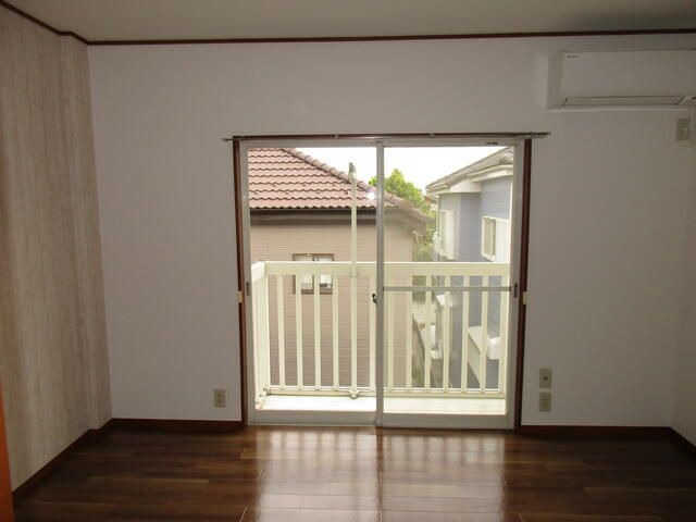 ��ʌ��@�c�s�厚���l�̃A�p�[�g�̋��ԁE���r���O