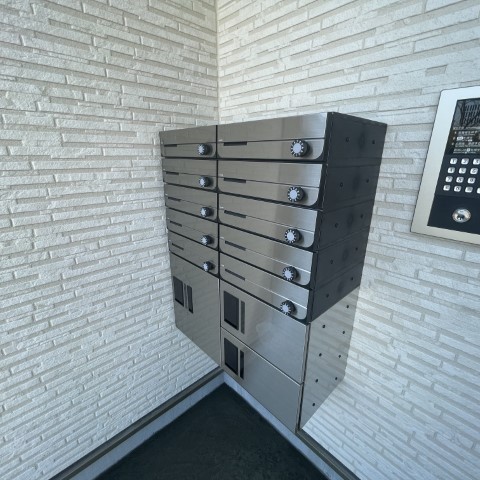 ��ʌ��z�J�s�厚�܎R�̃A�p�[�g�̂��̑�