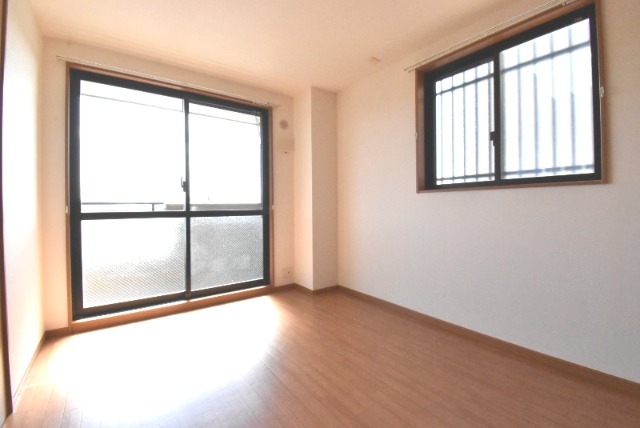 ��ʌ��z�J�s���C�N�^�E���Q���ڂ̃}���V�����̂��̑�