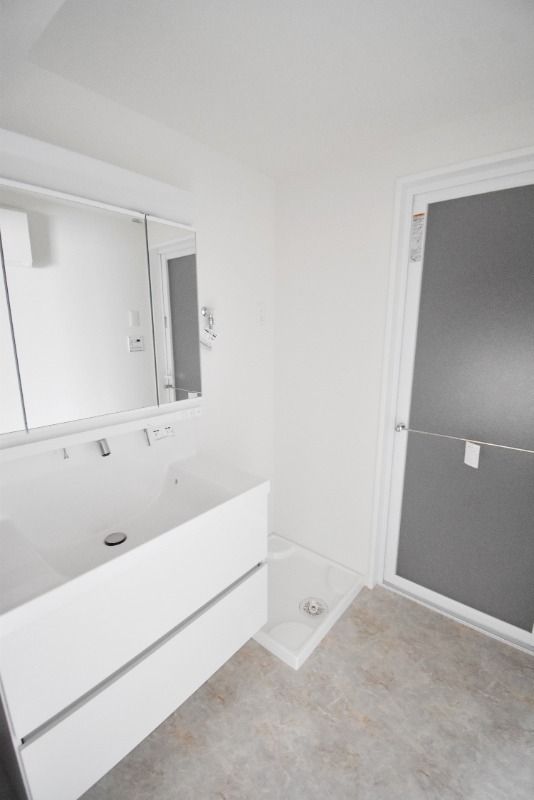 ��ʌ��������܎s�Y�a�擌�����̃}���V�����̐��ʏ�