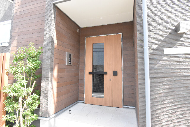 ��ʌ�����s�����T���ڂ̃}���V�����̃G���g�����X