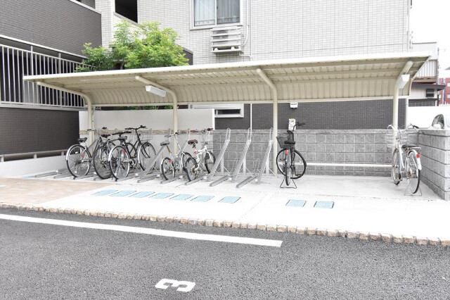 ��ʌ��������܎s��{��听���Q���ڂ̃A�p�[�g�̂��̑�