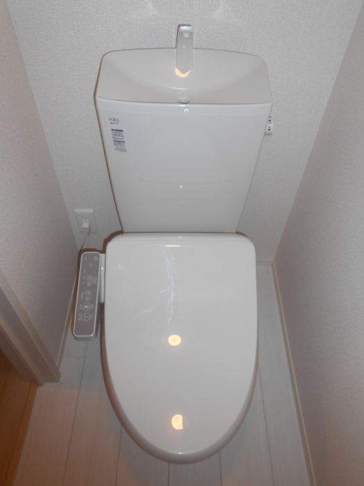 ��ʌ��z�J�s���C�N�^�E���X���ڂ̃A�p�[�g�̃g�C��