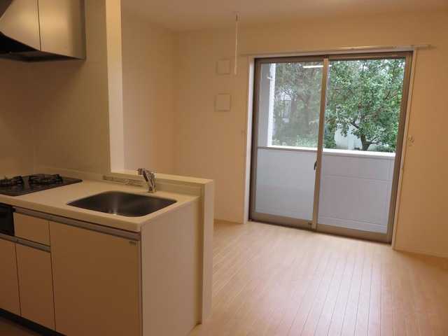 ��ʌ��z�J�s�����{���̃}���V�����̋��ԁE���r���O