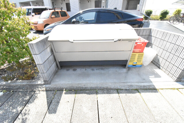 ��ʌ��z�J�s�����{���̃}���V�����̂��̑�