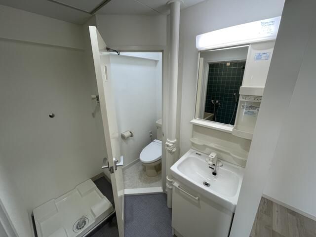 ��ʌ�����s�V�䒬�̃}���V�����̐��ʏ�