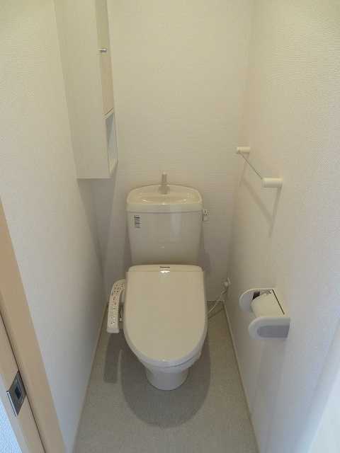 ��ʌ������s���v��̃A�p�[�g�̃g�C��