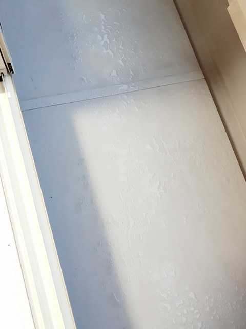 ��ʌ������s���v��̃A�p�[�g�̃o���R�j�[