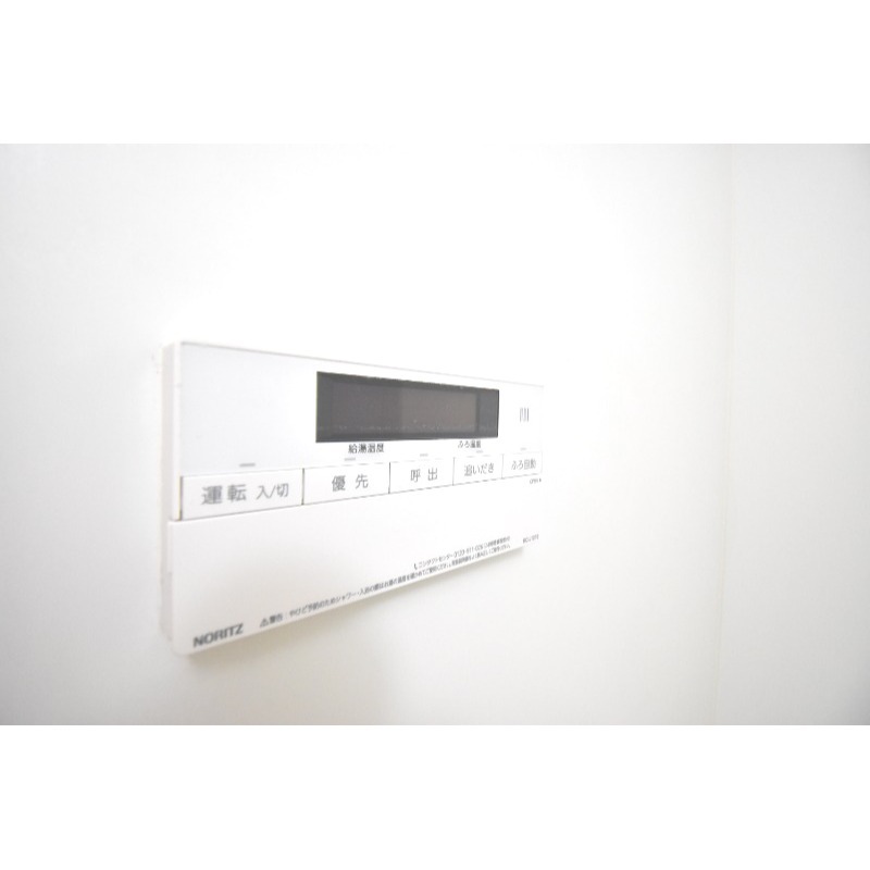 ��ʌ�����s������R���ڂ̃A�p�[�g�̂��̑��ݔ�