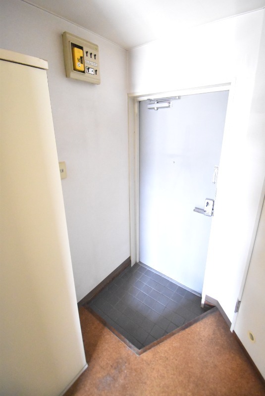 ��ʌ��n�s�ˉz�P���ڂ̃}���V�����̌���