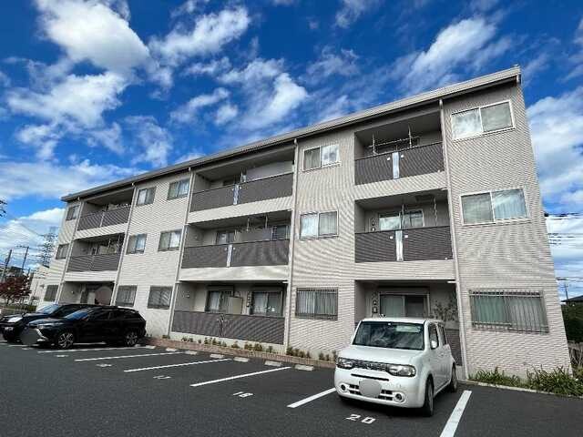 ��ʌ�����s�˒˓�R����21-27�̃}���V�����̌����O��