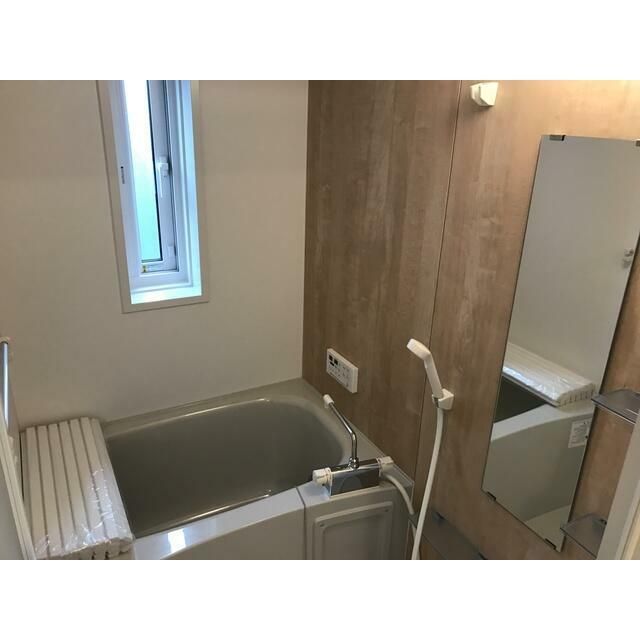 ��ʌ�����s�{���T���ڂ̃A�p�[�g�̃o�X