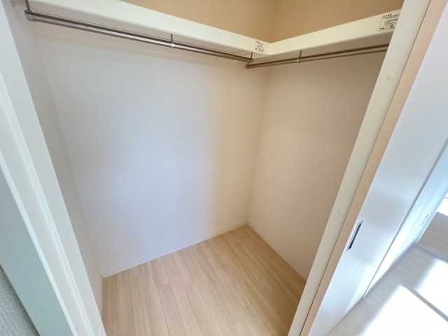 ��ʌ�����s�˒˓�R���ڂ̃}���V�����̎��[