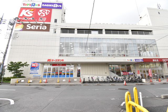 ��ʌ������s�������̃A�p�[�g�̎���