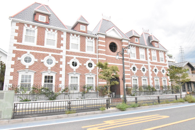 ��ʌ��z�J�s�k�z�J�S���ڂ̃A�p�[�g�̌����O��