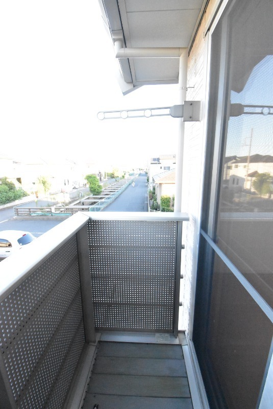 ��ʌ��z�J�s�V�z�J�Q���ڂ̃A�p�[�g�̃o���R�j�[