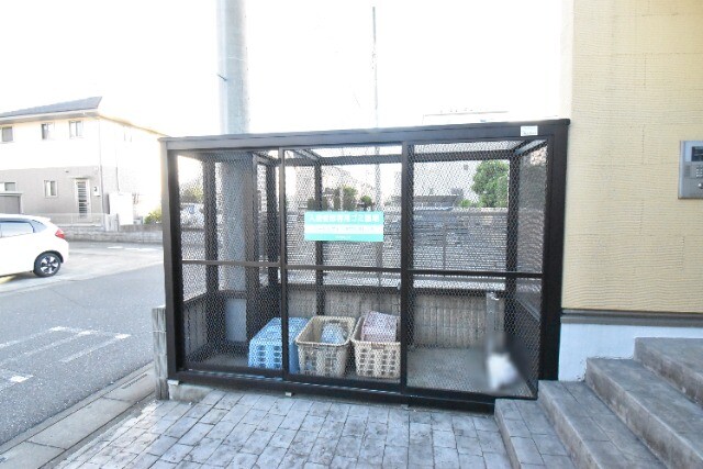 ��ʌ��z�J�s�V�z�J�Q���ڂ̃A�p�[�g�̂��̑�