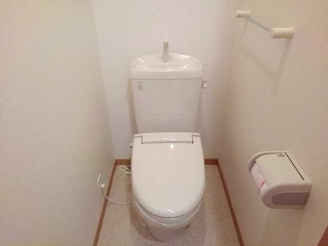 ��ʌ��z�J�s�{�{���R���ڂ̃A�p�[�g�̃g�C��