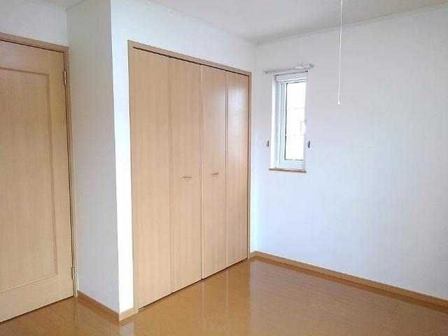 ��ʌ��z�J�s�{�{���R���ڂ̃A�p�[�g�̂��̑������E�X�y�[�X