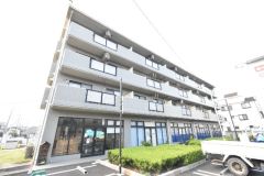 ��ʌ��������܎s�k�擌�听���P����412-3�̃}���V�����̌����O��