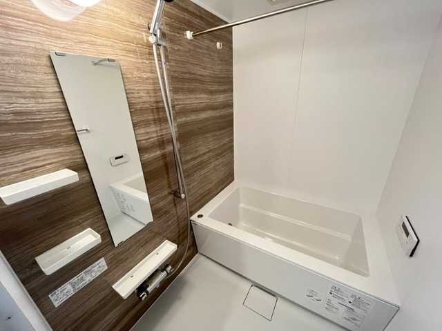 ��ʌ�����s�˒˓�S���ڂ̃A�p�[�g�̃o�X