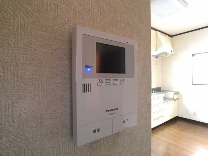 ��ʌ�����s�厚����O�̃A�p�[�g�̂��̑��ݔ�